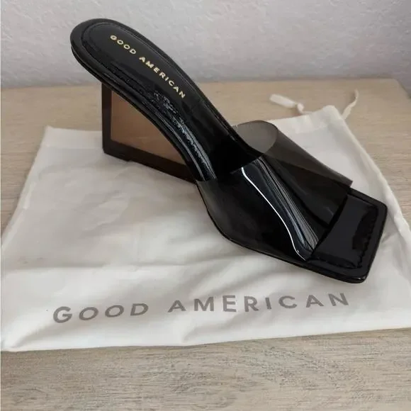 Good American | Cinderella Black Wedges - Picture 3 of 6